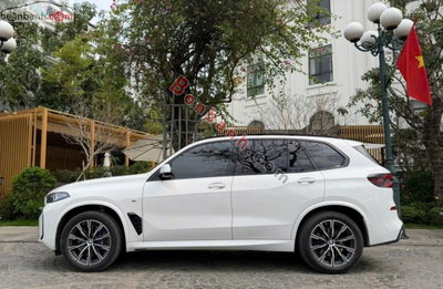 Xe BMW X5 xDrive40i M Sport 2024