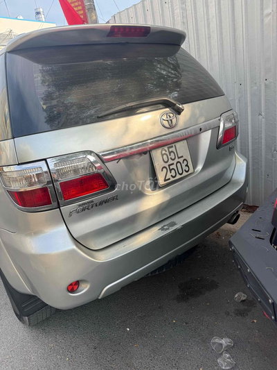 Toyota Fortuner 2009 Bạc máy dầu