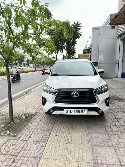 Toyota Innova 2021 E 2.0 MT - 68000 km