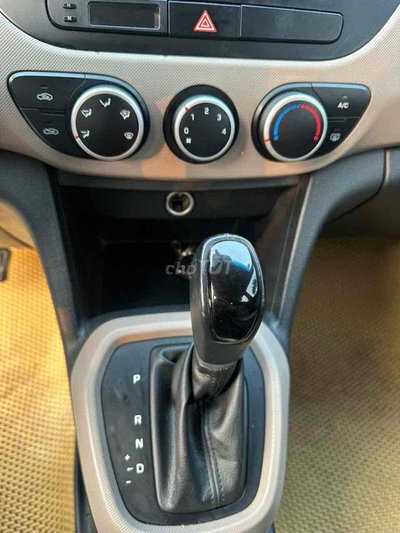 Hyundai I10 1.0 Đỏ 9 vạn