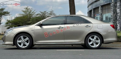 Xe Toyota Camry 2.5Q 2014