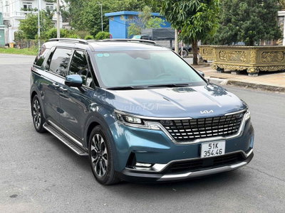 Kia Carnival Signature 2022 4v6 km