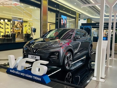 Xe VinFast VF6 Plus 2026