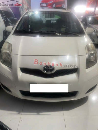Xe Toyota Yaris 1.3 AT 2010