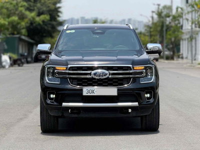 Ford Everest Titanium 2.0L 4x2 AT sản xuất 2023