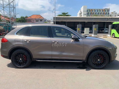 Porsche Cayenne 2013 Nâu 93.000 miles