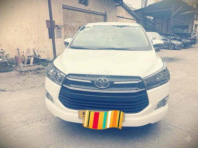 Toyota Innova 2019 Trắng 7 chỗ