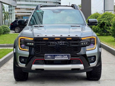 Ford Ranger Stormtrak 2024 11.000km Bạc