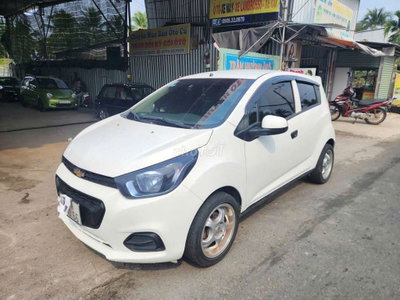 Chevrolet Spark 2018 Trắng