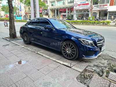 Mercedes C300 AMG 2018 Xanh