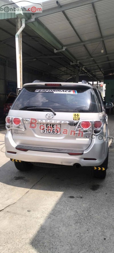 Xe Toyota Fortuner 2.5G 2011
