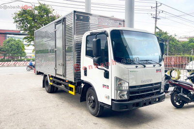 Xe Isuzu QKR QMR77HE5A 2026