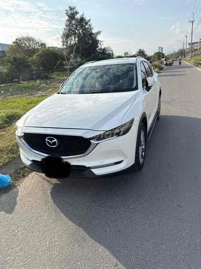 Mazda CX-5 Premium 2.0 Trắng