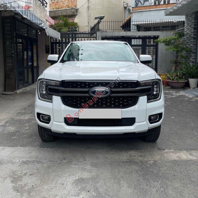 Xe Ford Ranger XLS 2.0L 4x2 AT 2024