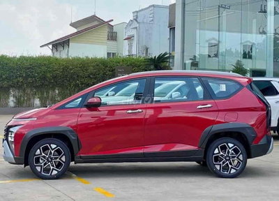 Hyundai Stargazer X 2025 MÀU ĐỎ