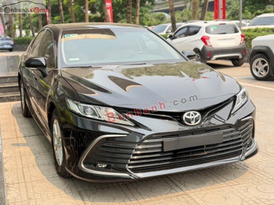 Xe Toyota Camry 2.0G 2021