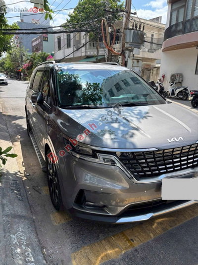 Xe Kia Carnival Signature 2.2D 2022