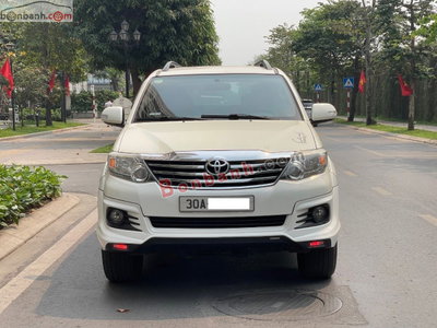 Xe Toyota Fortuner TRD Sportivo 4x2 AT 2016
