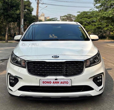 Kia Sedona 2.2 Deluxe 2020 Trắng 77.000km