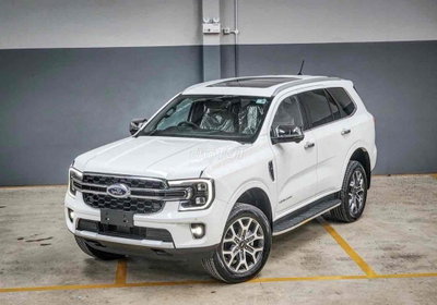 Ford Everest Titanium 4x4 Trắng Giá Nét