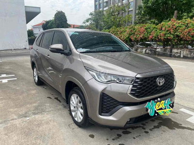 Toyota Innova Cross 2024 2.0V 55.000km Đồng