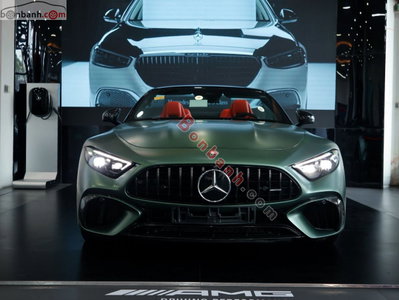 Xe Mercedes Benz SL class SL 63 S E Performance AMG 2024