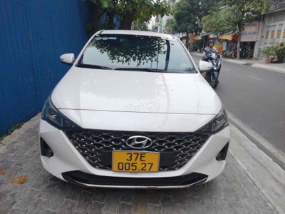 Hyundai Accent 2023 Trắng Số sàn