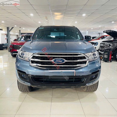 Xe Ford Everest Titanium 2.0L 4x2 AT 2018
