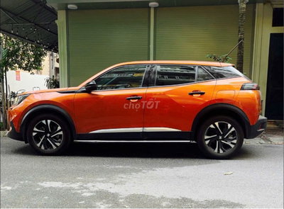 Peugeot 2008 màu Cam