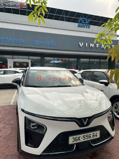 Xe VinFast VF7 Plus AWD 2025