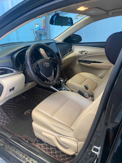 Toyota Vios màu Đen