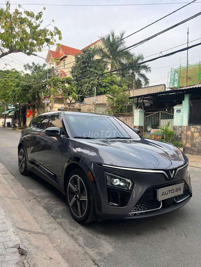Vinfast VF7 Plus 2 cầu - Sơn sin 98%
