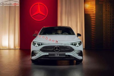 Xe Mercedes Benz C class CLA200 EV 2026