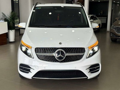 Mercedes V250 AMG 2023 siêu lướt tên Cty XHĐ cao