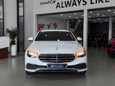 Mercedes E200 Exclusive 2022 (V1) Full Option