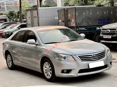 Xe Toyota Camry 2.0E 2010
