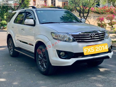 Xe Toyota Fortuner TRD Sportivo 4x2 AT 2014