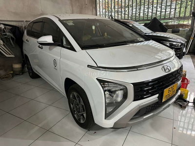 Hyundai Stargazer 7 chỗ Đặc Biệt
