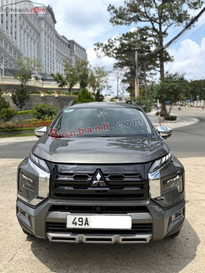 Xe Mitsubishi Xpander Cross 1.5 AT 2024