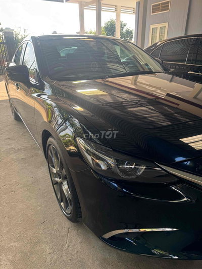 Mazda 6 2019 2.0 AT Premium Đen