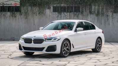 Xe BMW 5 Series 520i 2026