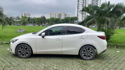 Mazda 2 2018 màu Trắng