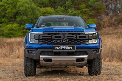 Ford Raptor 3.0 V6 máy xăng xe giao trong tháng 5