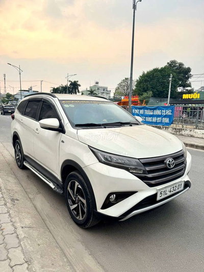 Bán xe gia đình Toyota Rush