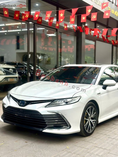 Xe Toyota Camry 2.5HV 2022