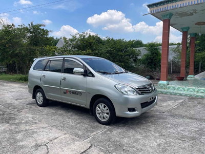 Toyota Innova 2009 Số sàn Bạc