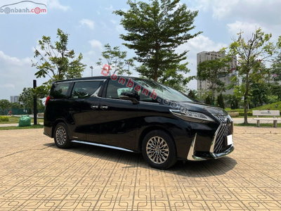 Xe Lexus LM 300h 2021