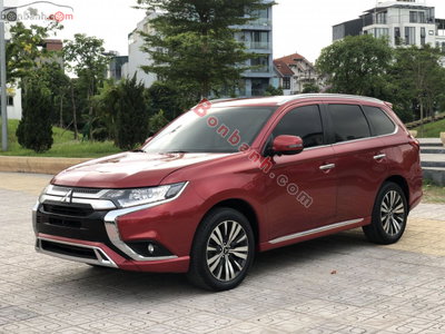 Xe Mitsubishi Outlander 2.0 CVT 2022