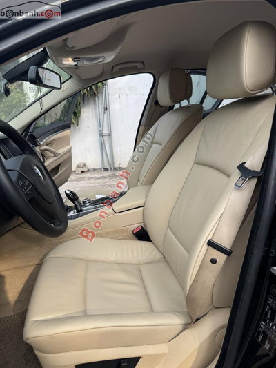 Xe BMW 5 Series 523i 2010