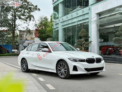 Xe BMW 3 Series 320i Sport Line 2025